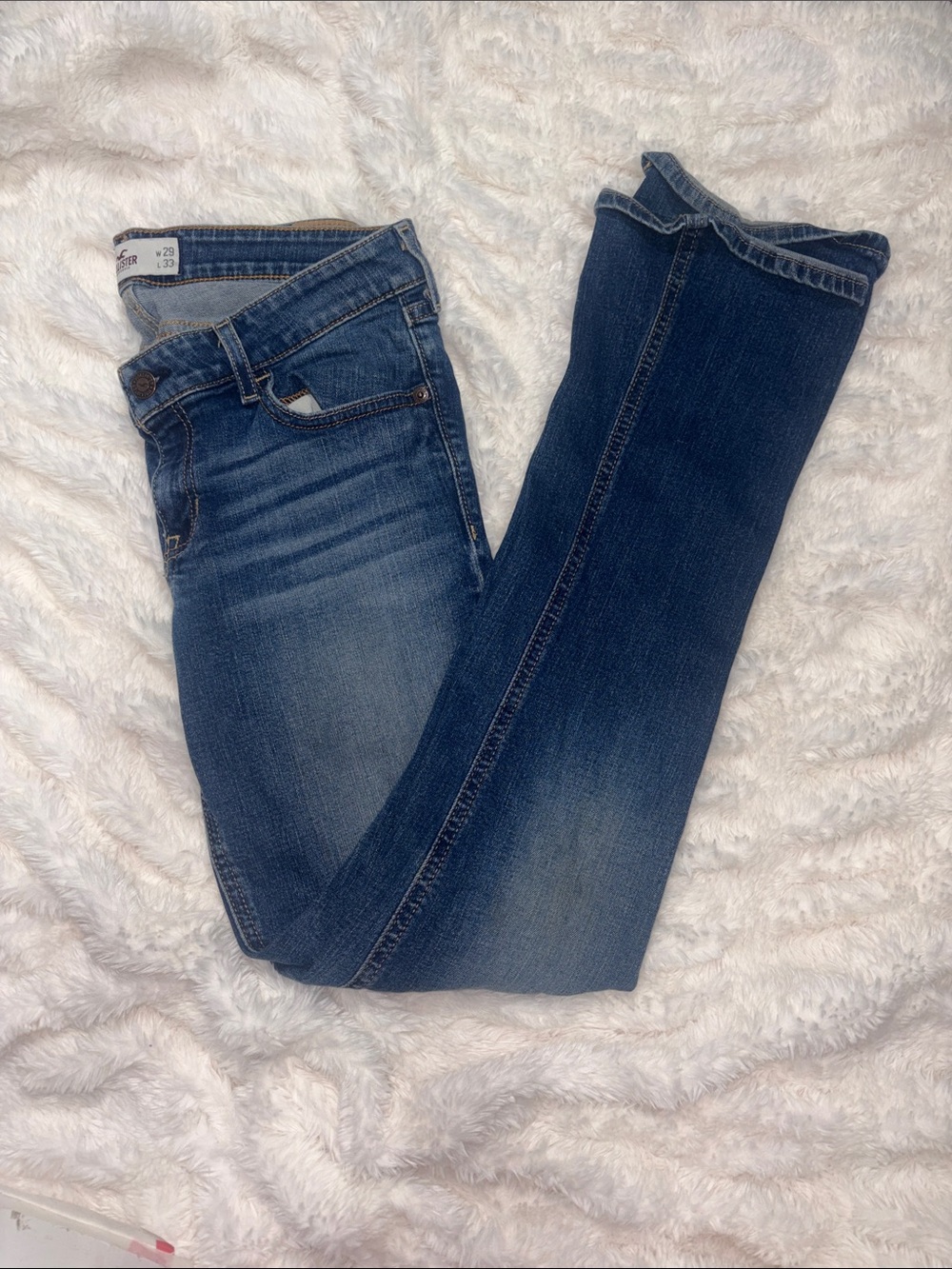 Hollister Women's bootcut  Jeans in Dark Blue Wash 9R